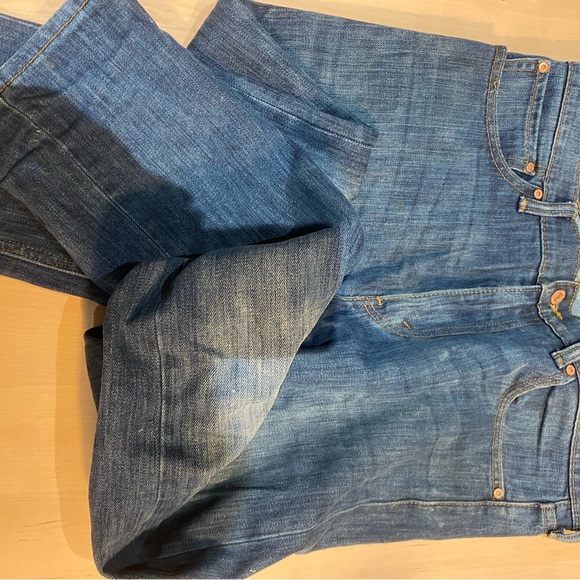 Levi’s jeans for you! Like new and ready to rock I’m 2024. - Picture 3 of 5